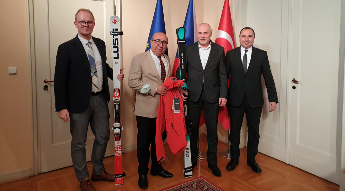 ALİ OTO ÇEKYA BÜYÜKELÇİSİ PAVEL’İ ZİYARET ETTİ