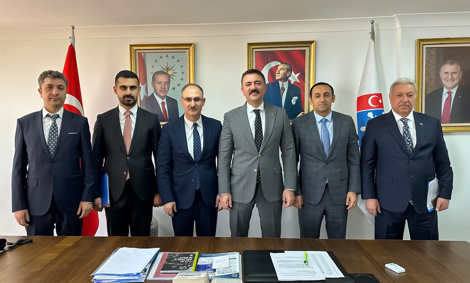 Vali Tekbıyıkoğlu ve Belediye Başkanlarından Ziyaret.